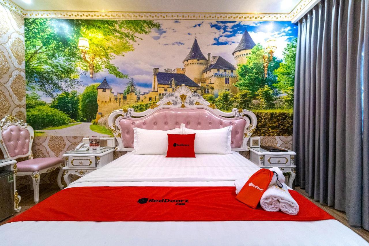 Reddoorz Premium @ Cao Thang Street